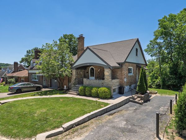 904 Clayton Court, Bellevue, KY 41073
