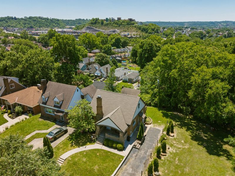 904 Clayton Court, Bellevue, KY 41073 Photo 2
