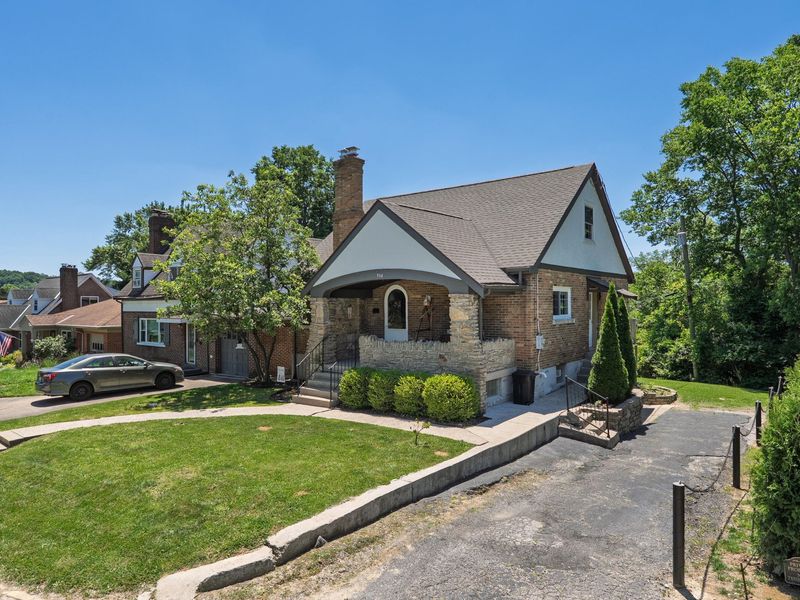 904 Clayton Court, Bellevue, KY 41073 Photo 3