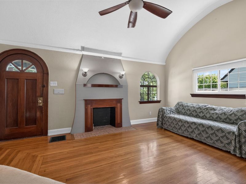 904 Clayton Court, Bellevue, KY 41073 Photo 8