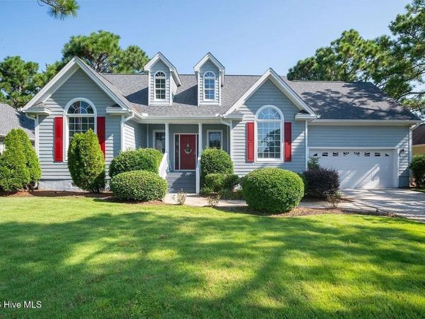 3326 St James Drive SE, Southport, NC 28461