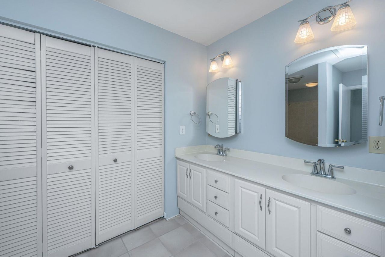 242 Little Oak Drive Photo 21