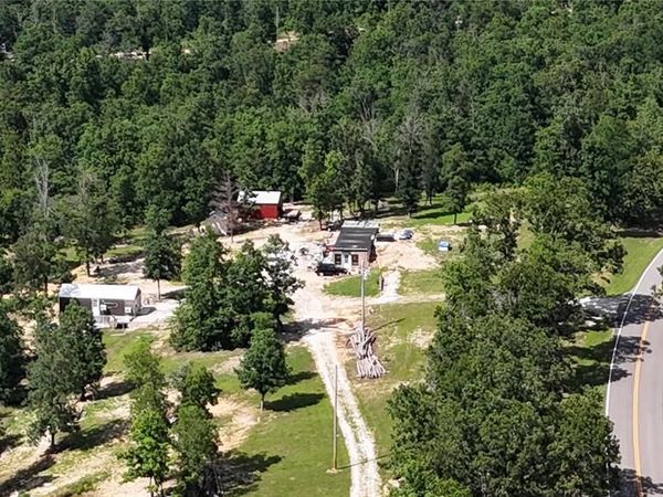 11721 Highway K , Jadwin, MO 65501