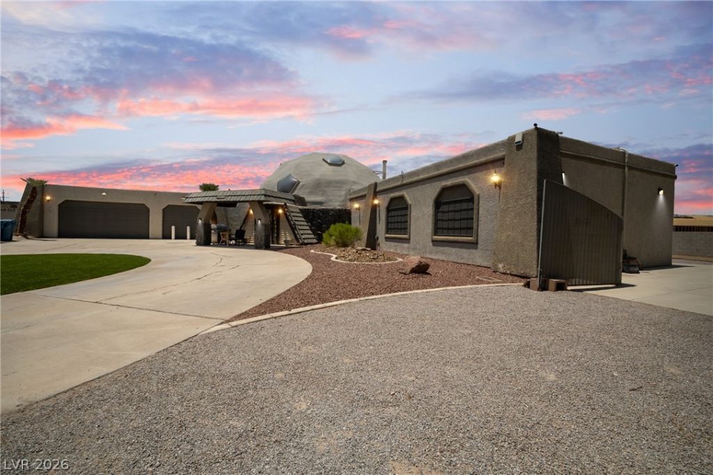 7215 Ullom Drive, Las Vegas, NV 89118 Main Photo