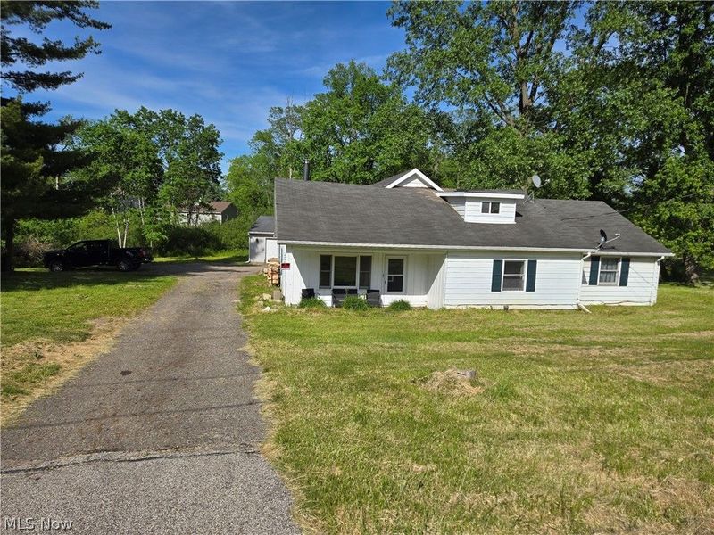 14298 Chardon Windsor Road, Chardon, OH 44024 Photo 1