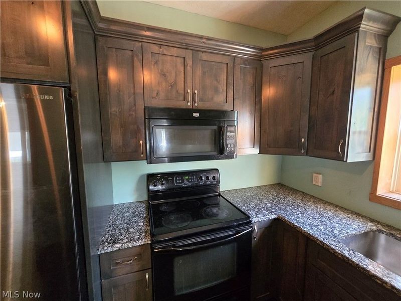 14298 Chardon Windsor Road, Chardon, OH 44024 Photo 7