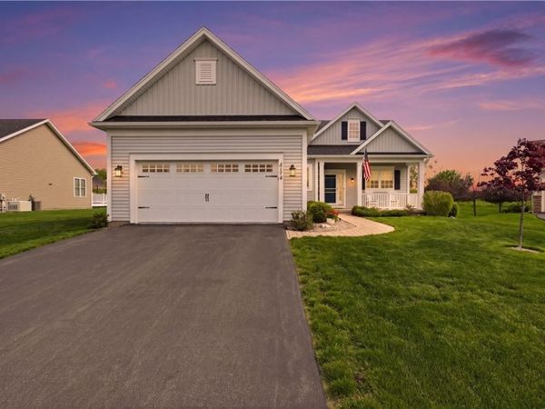 5174 Quincy Circle , Canandaigua, NY 14424