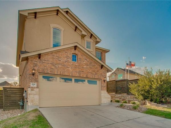 3651 Sandy Brook DR, Unit 200, Round Rock, TX 78665