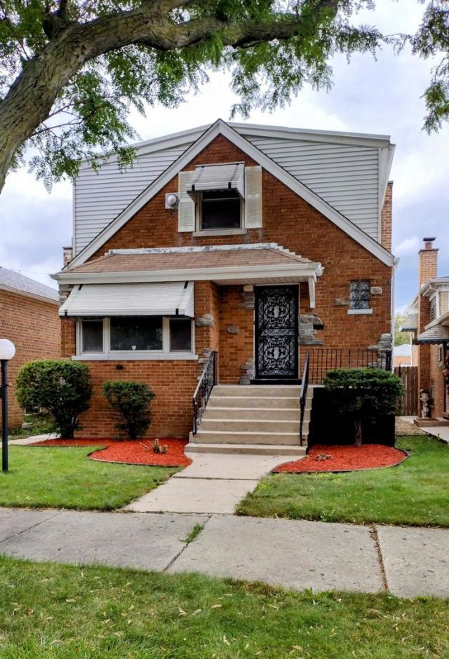 9630 S La Salle Street , Chicago, IL 60628 Main Photo