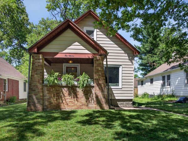 1011 Hoyt Street SE, Grand Rapids, MI 49507