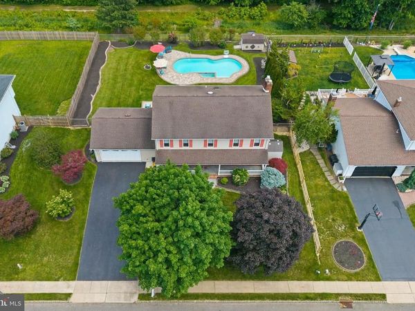93 PETER RAFFERTY DRIVE, HAMILTON, NJ 08690
