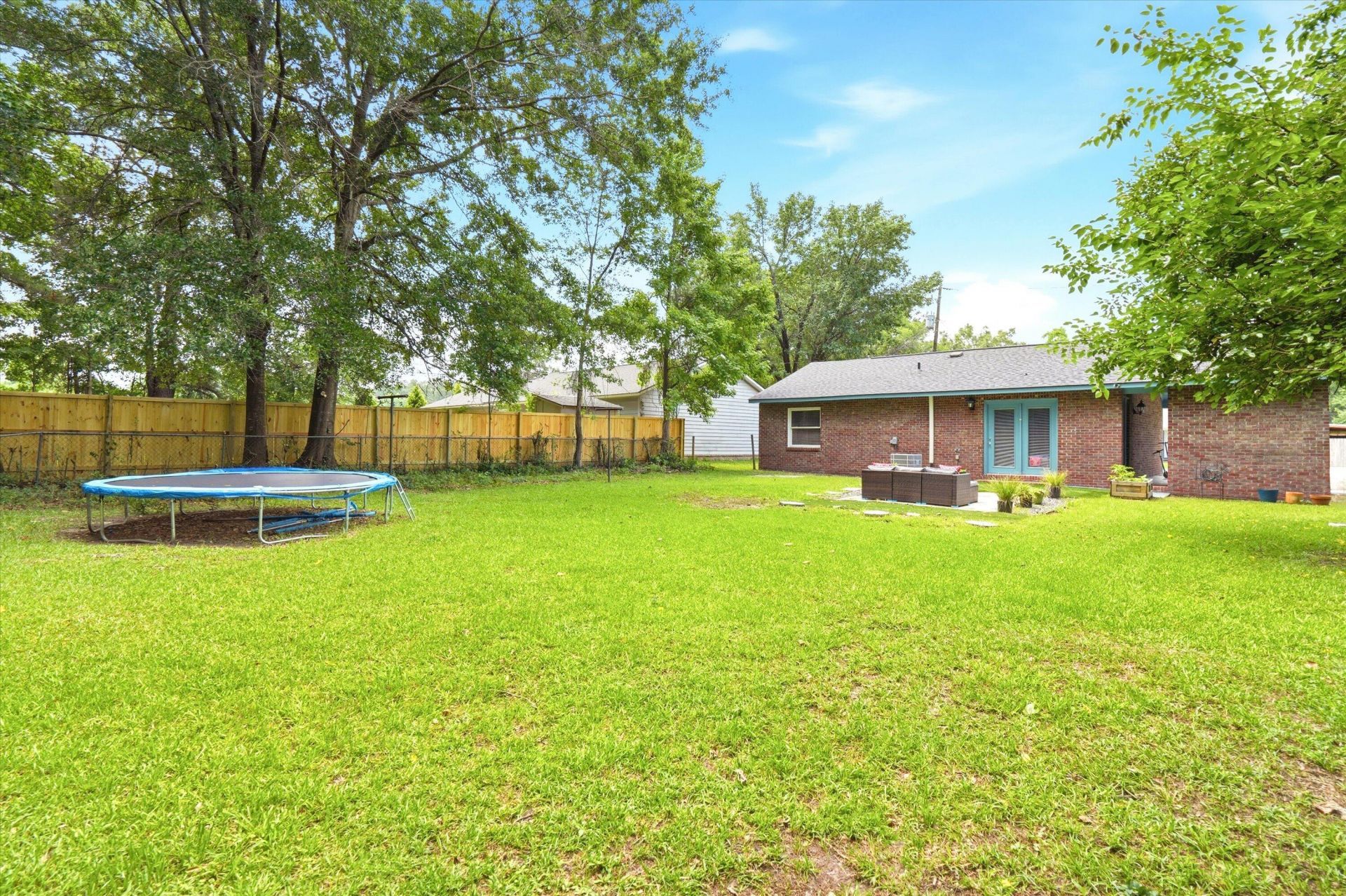 119 Clover Avenue Photo 23