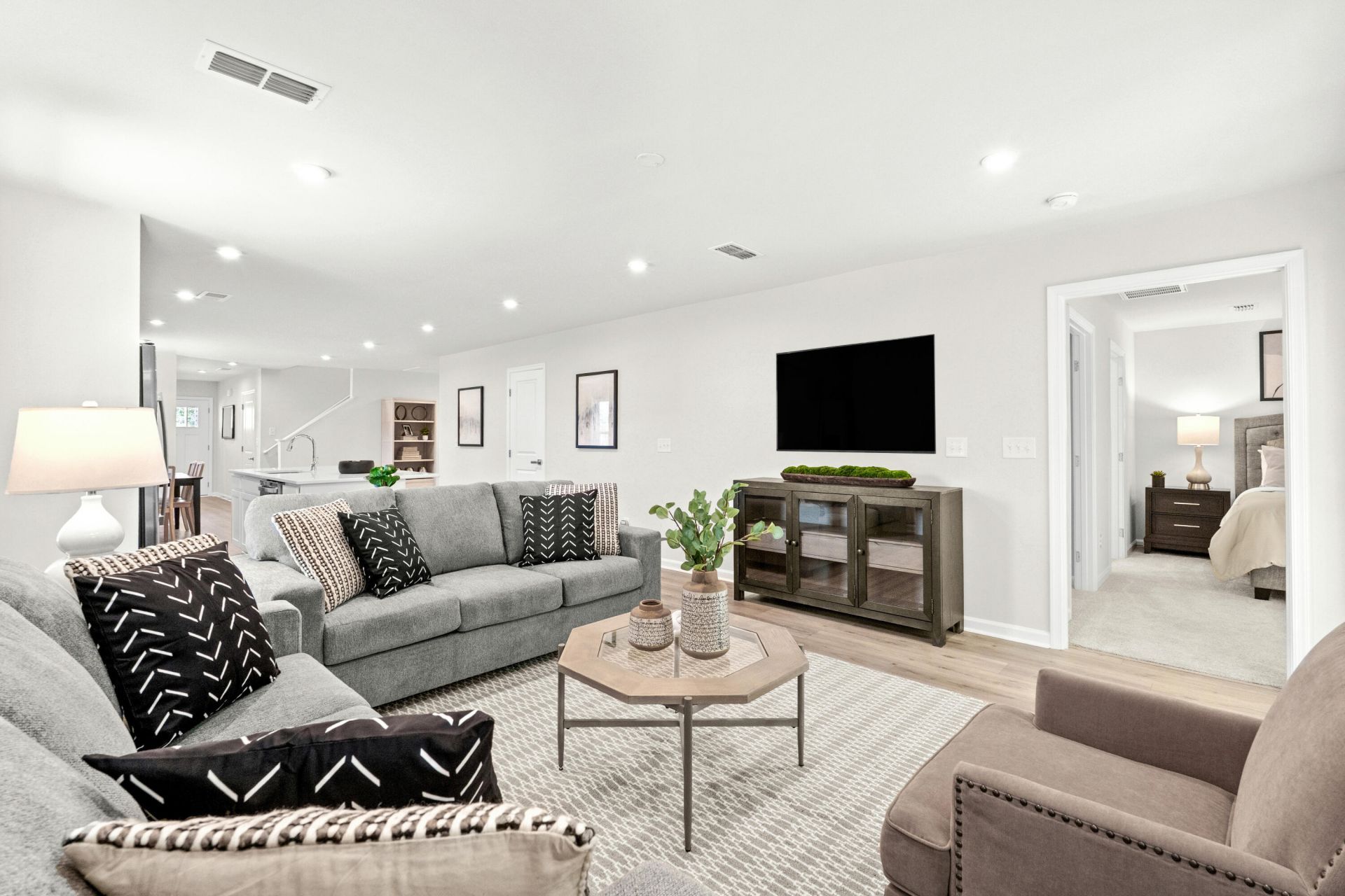 780 Sinker Lane Photo 9