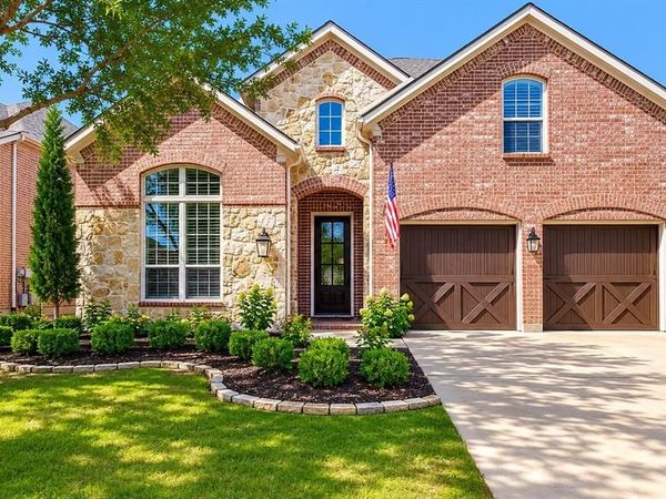 1300 Burnett Drive, Lantana, TX 76226