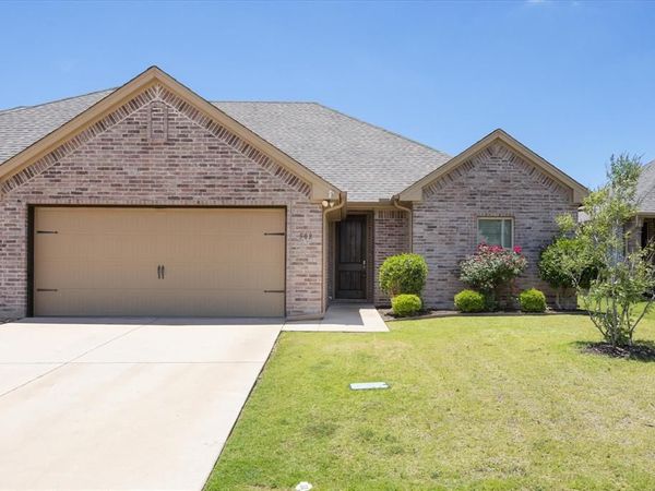 508 Landry Court , Granbury, TX 76049
