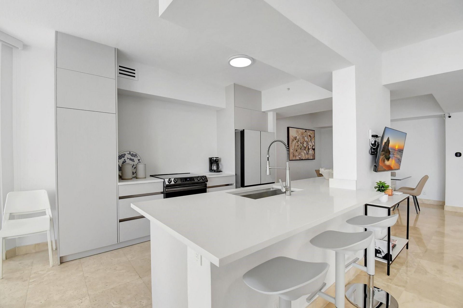 3100 N Ocean Boulevard N, Unit 1605, Fort Lauderdale, FL 33308 Photo
