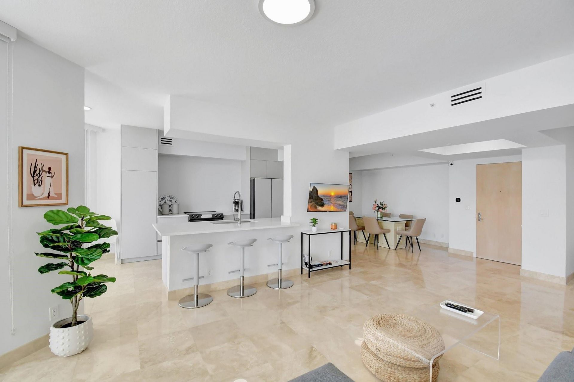 3100 N Ocean Boulevard N, Unit 1605, Fort Lauderdale, FL 33308 Photo