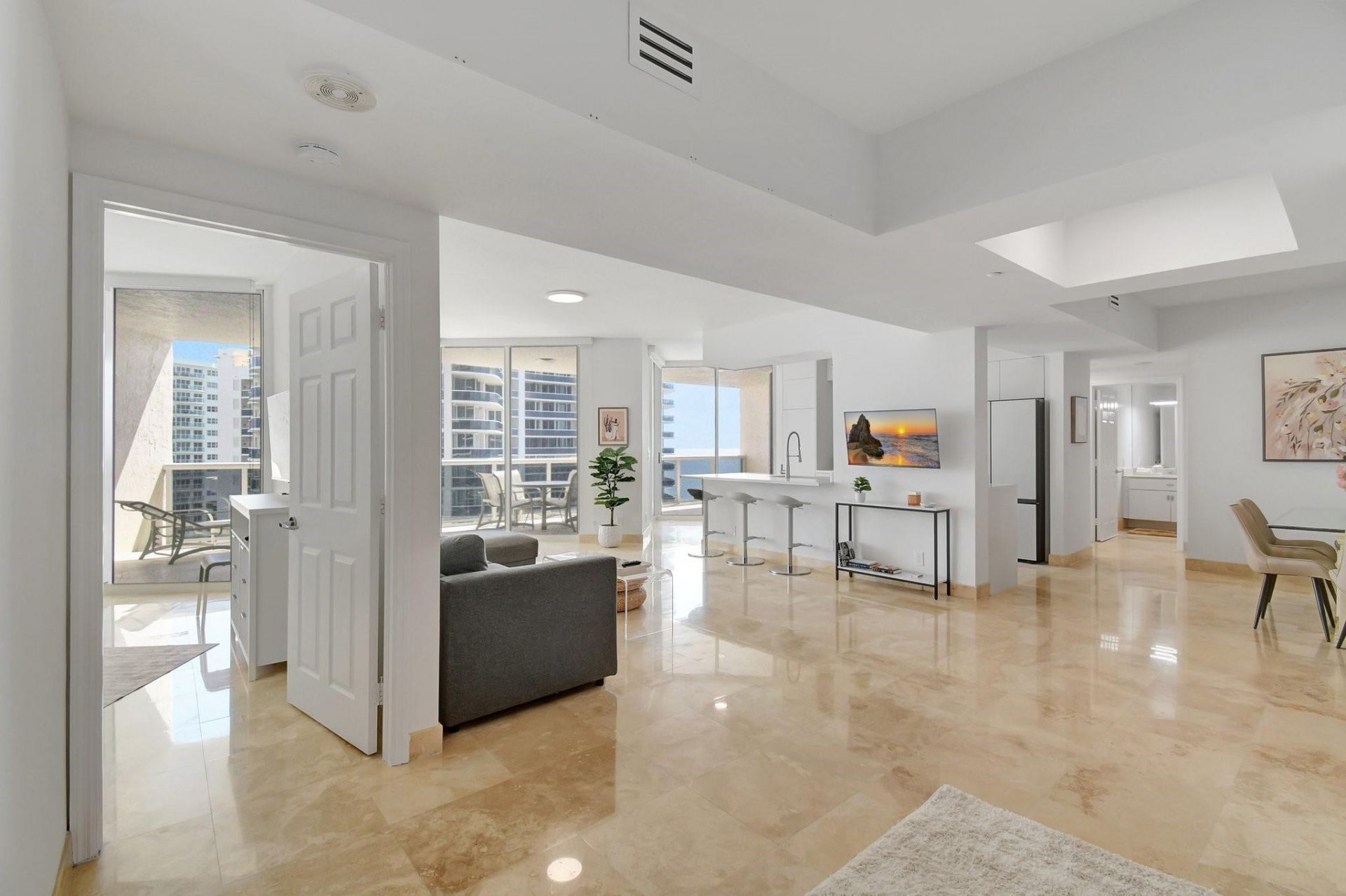3100 N Ocean Boulevard N, Unit 1605, Fort Lauderdale, FL 33308 Photo