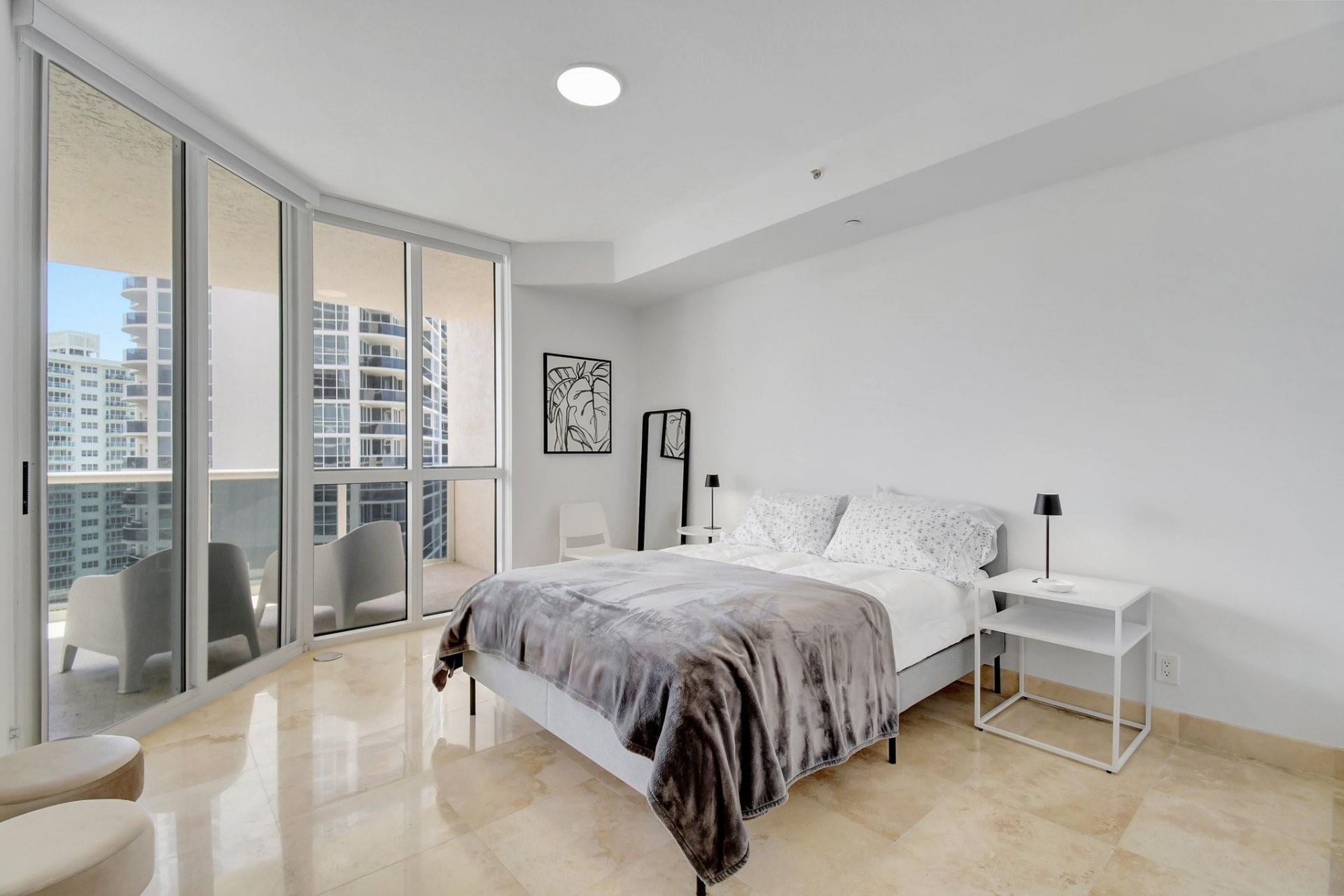 3100 N Ocean Boulevard N, Unit 1605, Fort Lauderdale, FL 33308 Photo