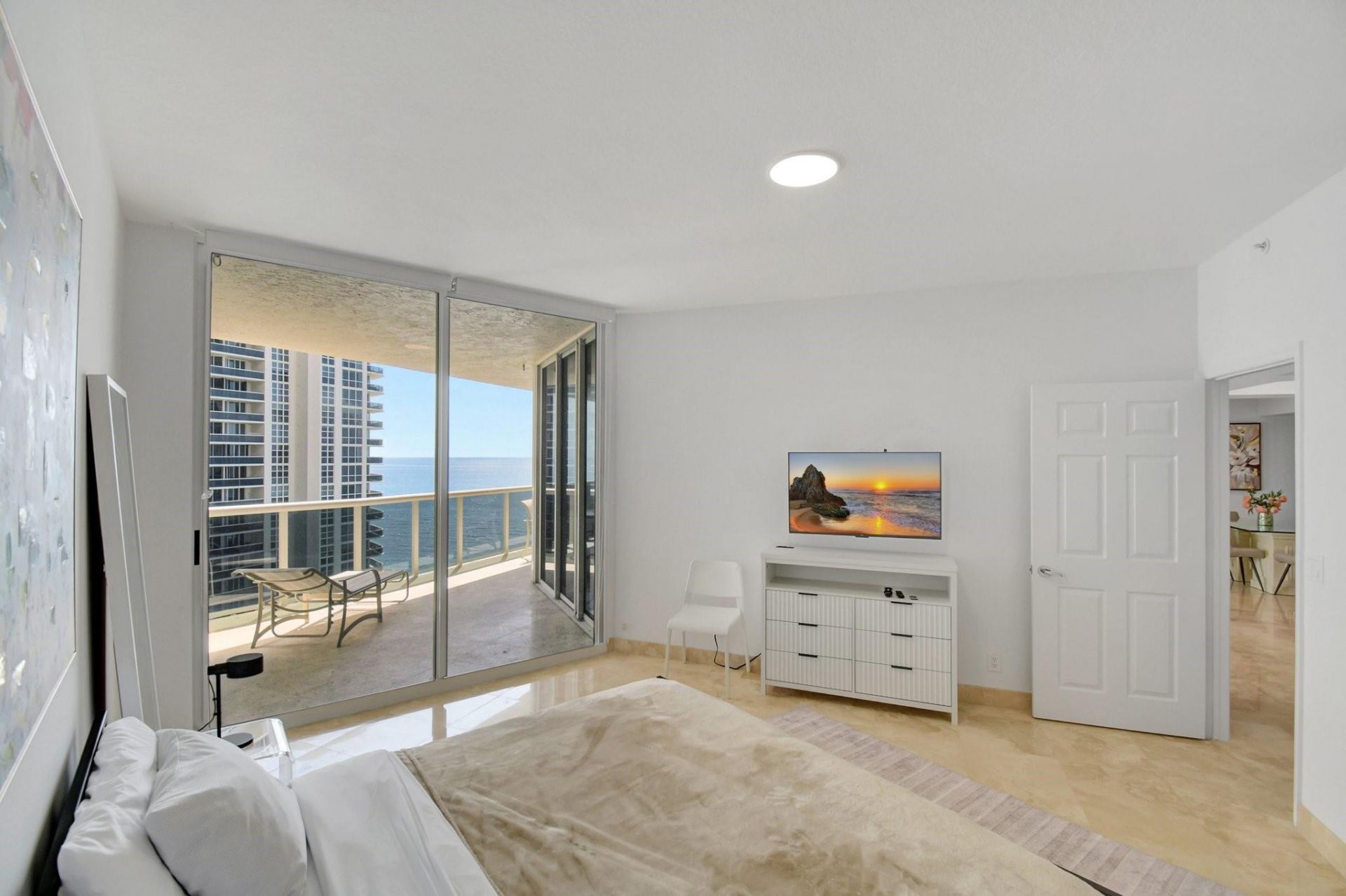 3100 N Ocean Boulevard N, Unit 1605, Fort Lauderdale, FL 33308 Photo