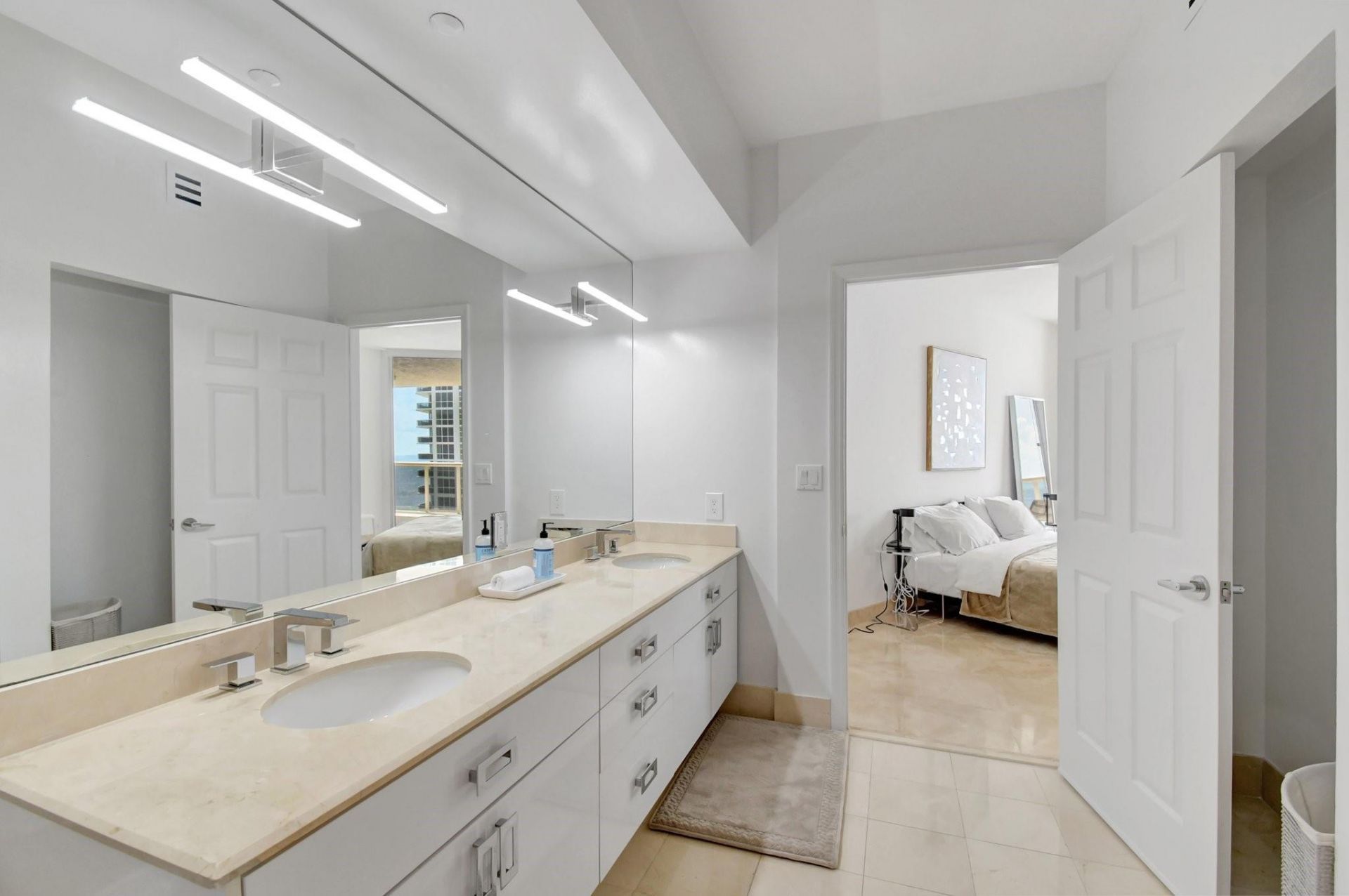 3100 N Ocean Boulevard N, Unit 1605, Fort Lauderdale, FL 33308 Photo