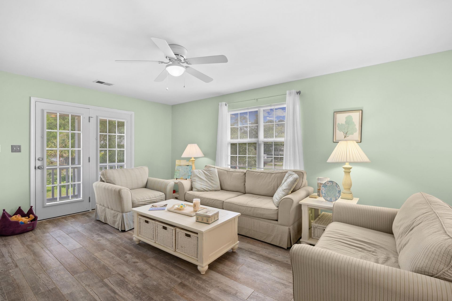 1027b Lakeside Dr.  Photo 12