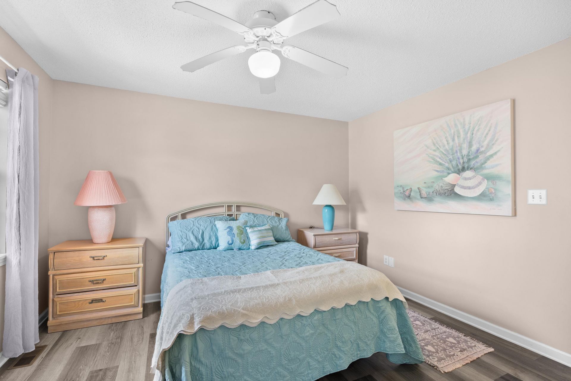 1027b Lakeside Dr.  Photo 24