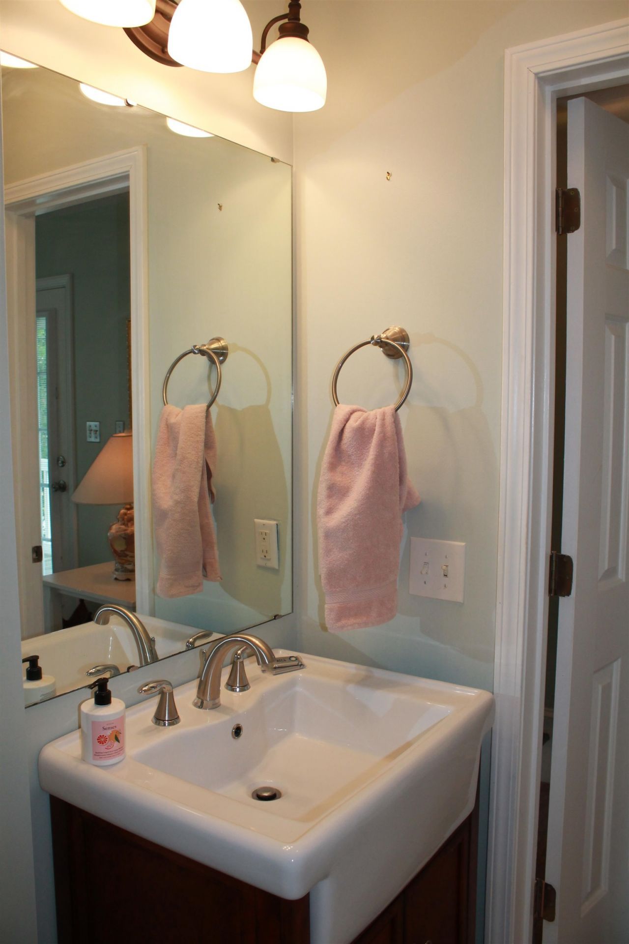 1027b Lakeside Dr.  Photo 27