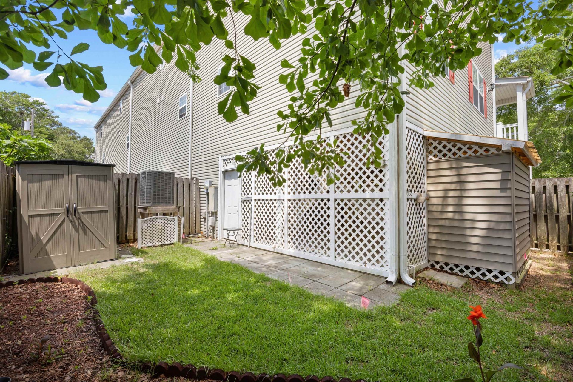 1027b Lakeside Dr.  Photo 35