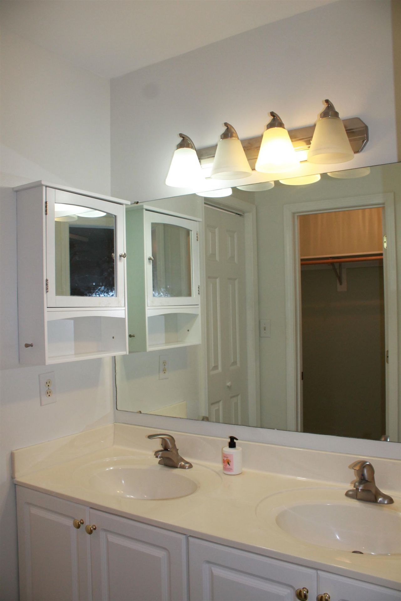 1027b Lakeside Dr.  Photo 41