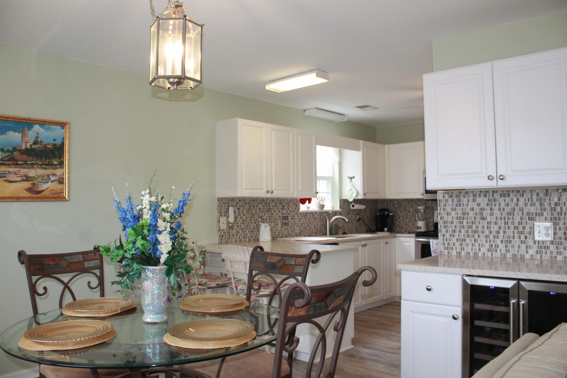 1027b Lakeside Dr.  Photo 5