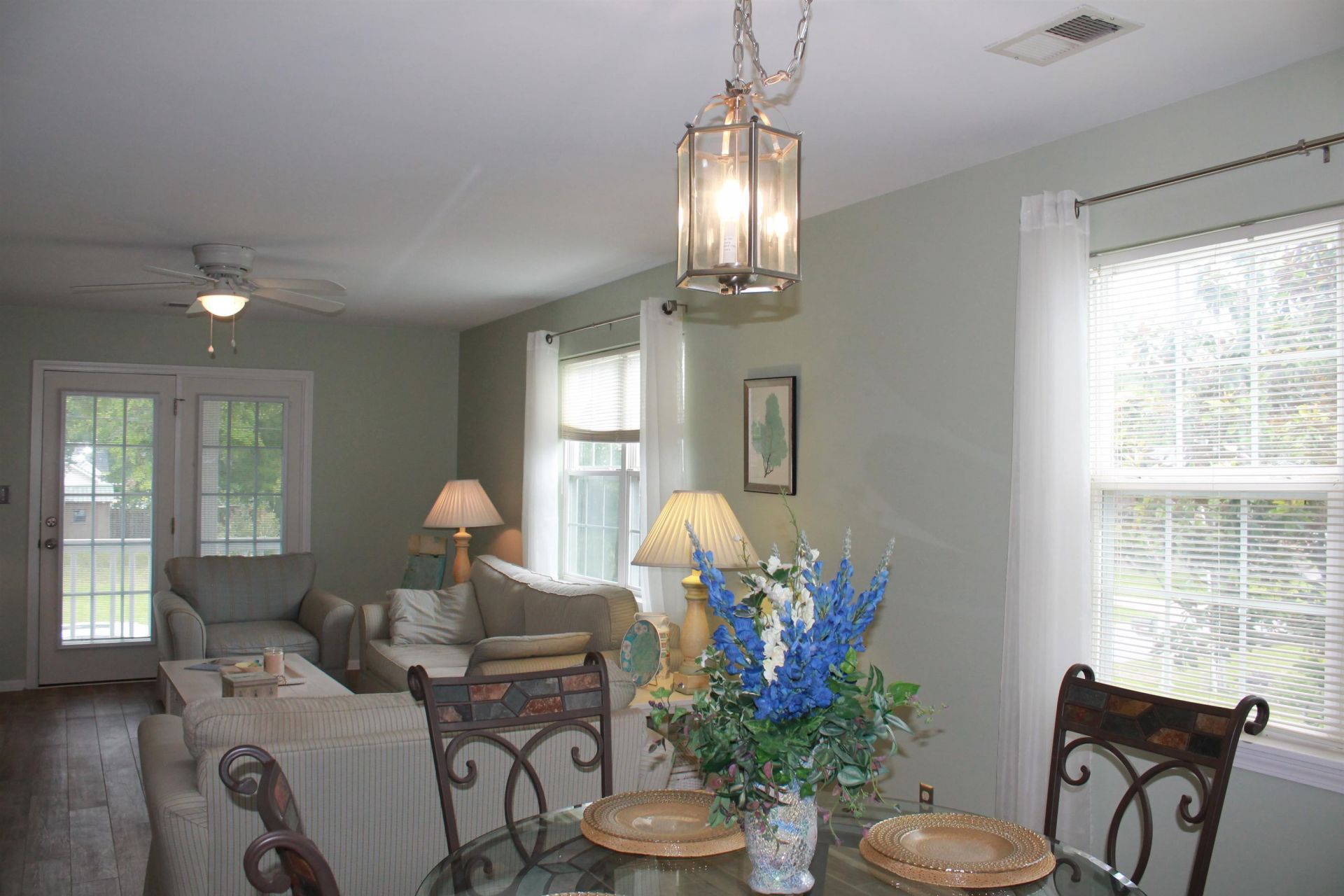 1027b Lakeside Dr.  Photo 9