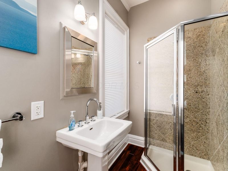 538 S 6th Street , Columbus, OH 43206 Photo 9