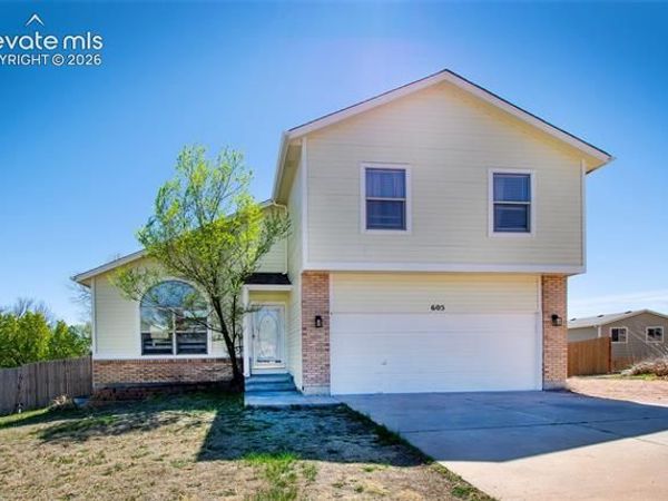 605 Stubble Field Drive, Fountain, CO 80817