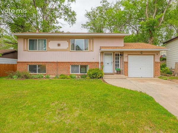 4224 Whittier Drive, Colorado Springs, CO 80910