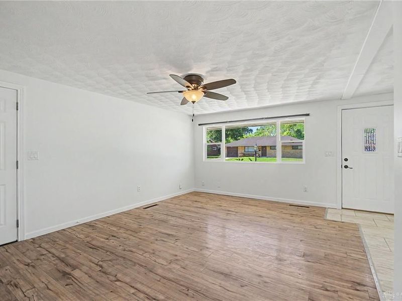 2621 Nyack Lane, Dayton, OH 45439 Photo 12