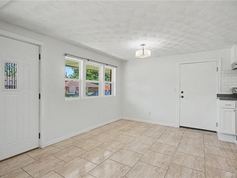 2621 Nyack Lane, Dayton, OH 45439 Photo 4