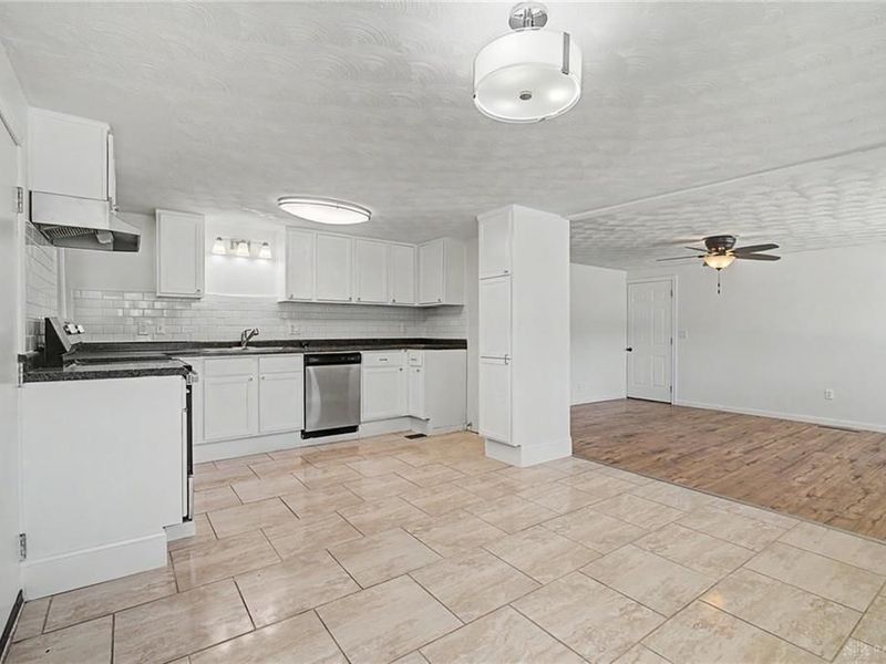2621 Nyack Lane, Dayton, OH 45439 Photo 5