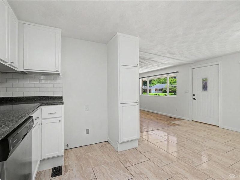 2621 Nyack Lane, Dayton, OH 45439 Photo 8