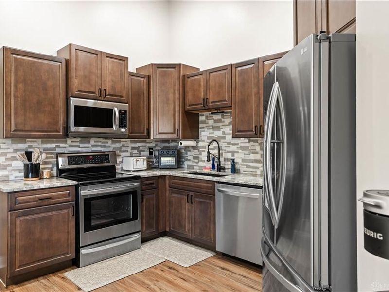 7990 Little Turtle Court, Butler Township, OH 45414 Photo 17