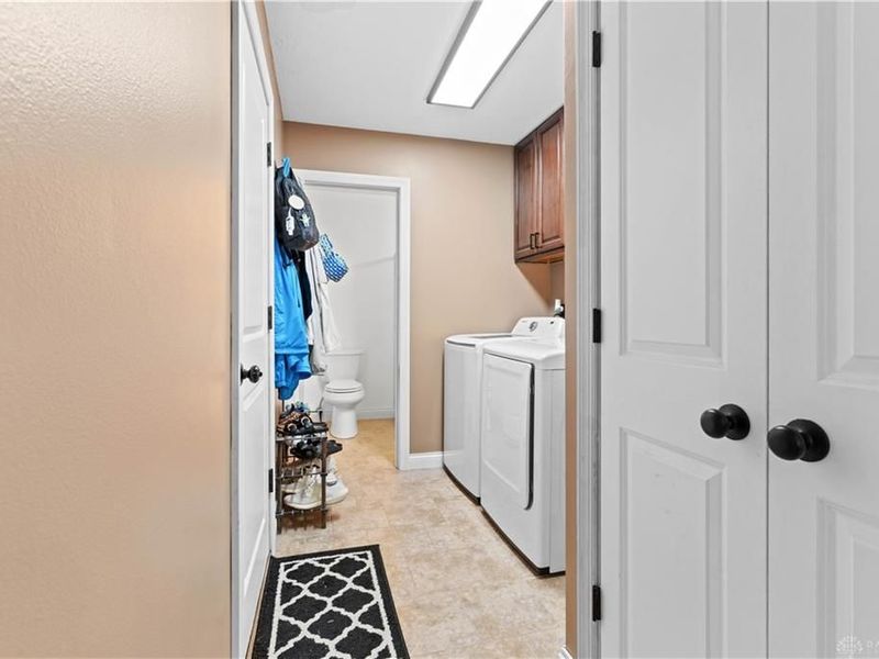 7990 Little Turtle Court, Butler Township, OH 45414 Photo 26