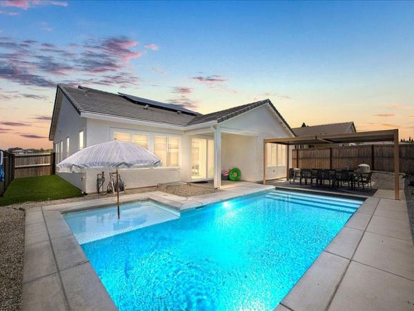 1861 Petite Verdot Ln, Roseville, CA 95747