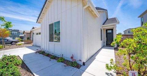 1861 Petite Verdot Ln, Roseville, CA 95747 Photo