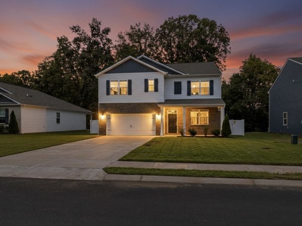227 Addison Ave , Chapel Hill, TN 37034