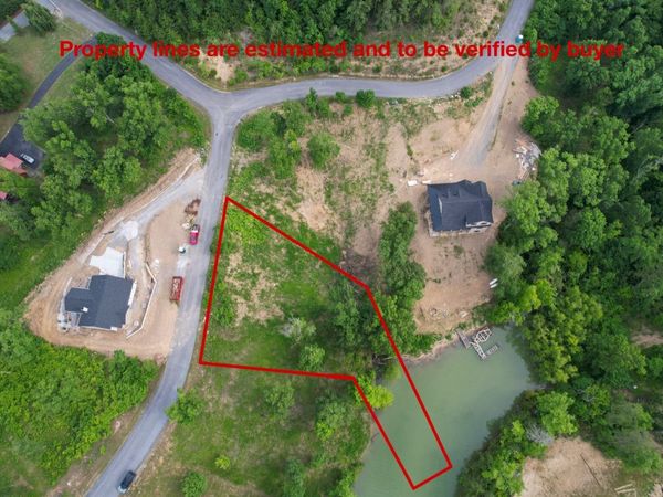 44 Stone Harbor Dr , Unit 44, Dandridge, TN 37725