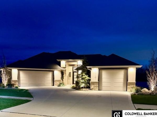 28401 Laurel Circle, Valley, NE 68064