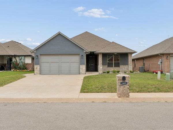 2409 Fallview Drive, Edmond, OK 73034