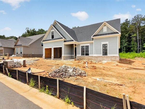 357 Lake Vista Drive, Statham, GA 30666
