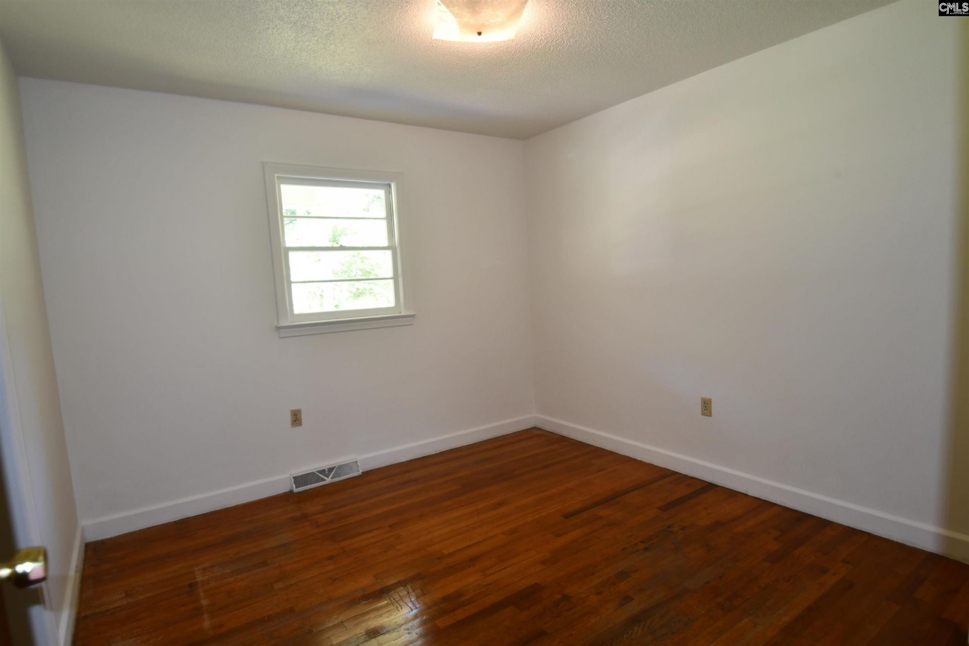 3555 Maybinton Road Photo 9
