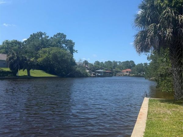 14 FLAGLER PLACE , PALM COAST, FL 32137